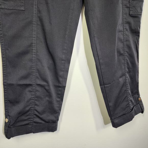 Chico's Crop Pants Sz 1 US 8 Black Ultimate Fit Comfort Waist Luxe Utility Slim - Picture 5 of 11